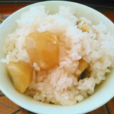 栗の甘露煮で甘みのある栗ご飯